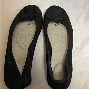 Giani Bernini Black Flats